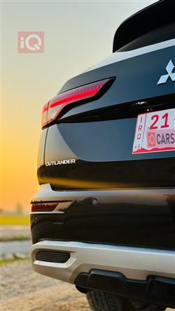 ميتسوبيشي اوتلاندر